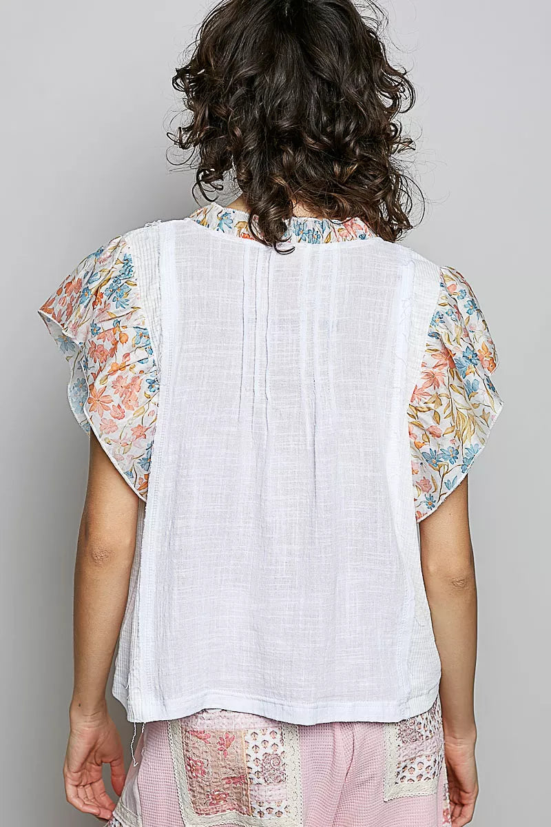pol neck floral Pol V-neck Floral Ruffle Sleeve Blouse view 4 (top) - shop at us.meeeshop