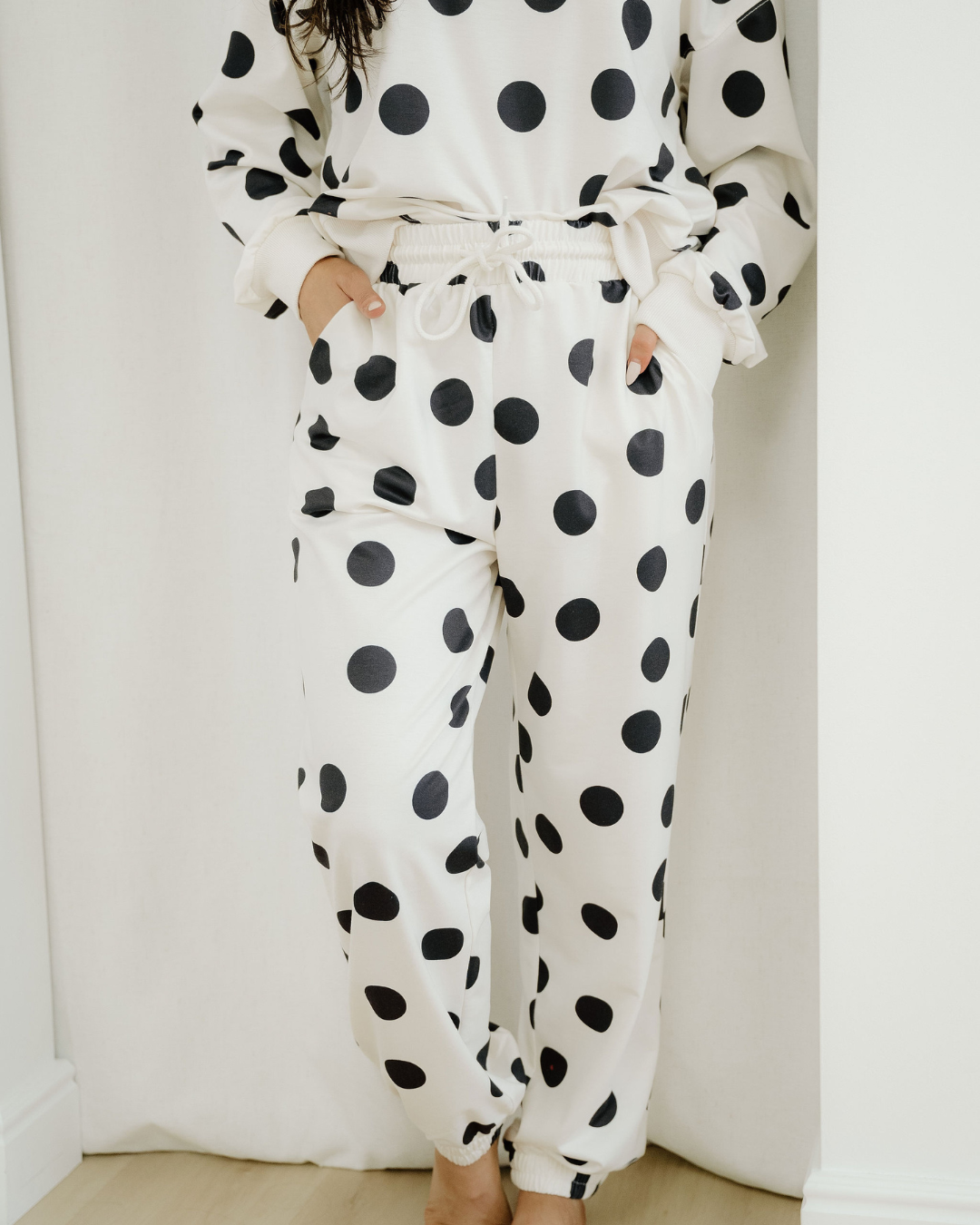 polka dot print Polka Dot Print Drop Shoulder Pullover Drawstring Jogger Pant Set - Beige view 10 (bottom) - shop at us.meees