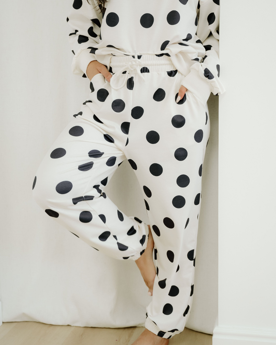 polka dot print Polka Dot Print Drop Shoulder Pullover Drawstring Jogger Pant Set - Beige view 9 (bottom) - shop at us.meeesh