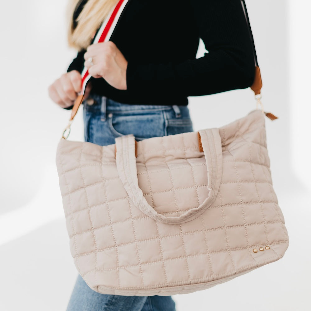 Pretty Simple Day Dreamer Quilted Tote Bag in Hot Pink view 4 - Daydreamer Tote