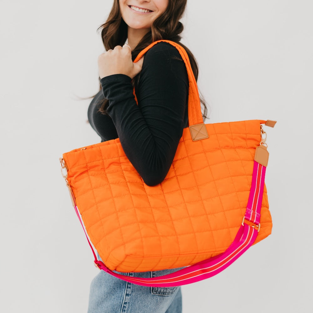 Pretty Simple Day Dreamer Quilted Tote Bag view 20 - Daydreamer Tote
