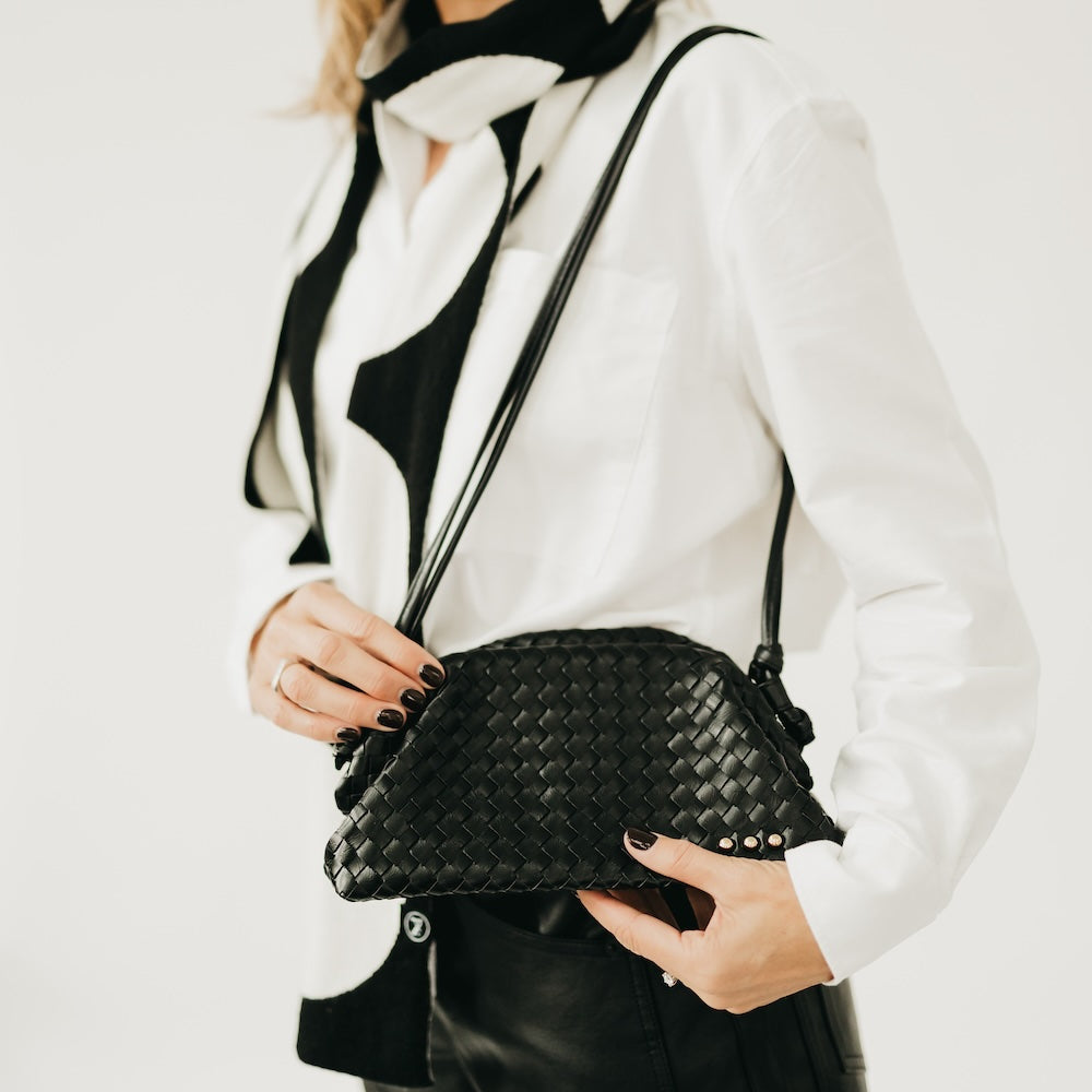 Pretty Simple Lacy Woven Frame Crossbody Bag view 6 - Bag Crossbody