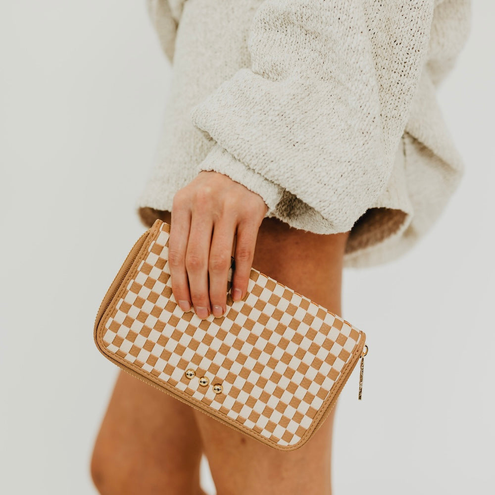 Pretty Simple Lenni Large Zip Woven Wallet in Brown view 6 - Len Wallets (bag)