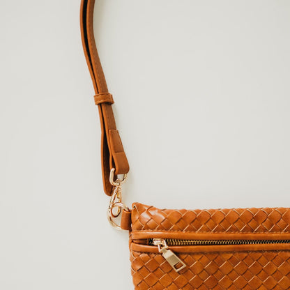 Pretty Simple Minimalist Vegan Leather Crossbody Strap in Emerald view 6 - Strap Crossbody (bag)