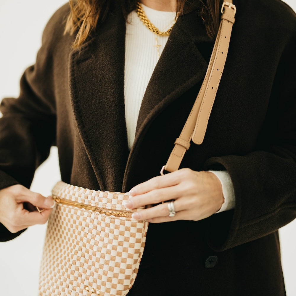 Pretty Simple Minimalist Vegan Leather Crossbody Strap in Blush view 8 - Strap Crossbody (bag)