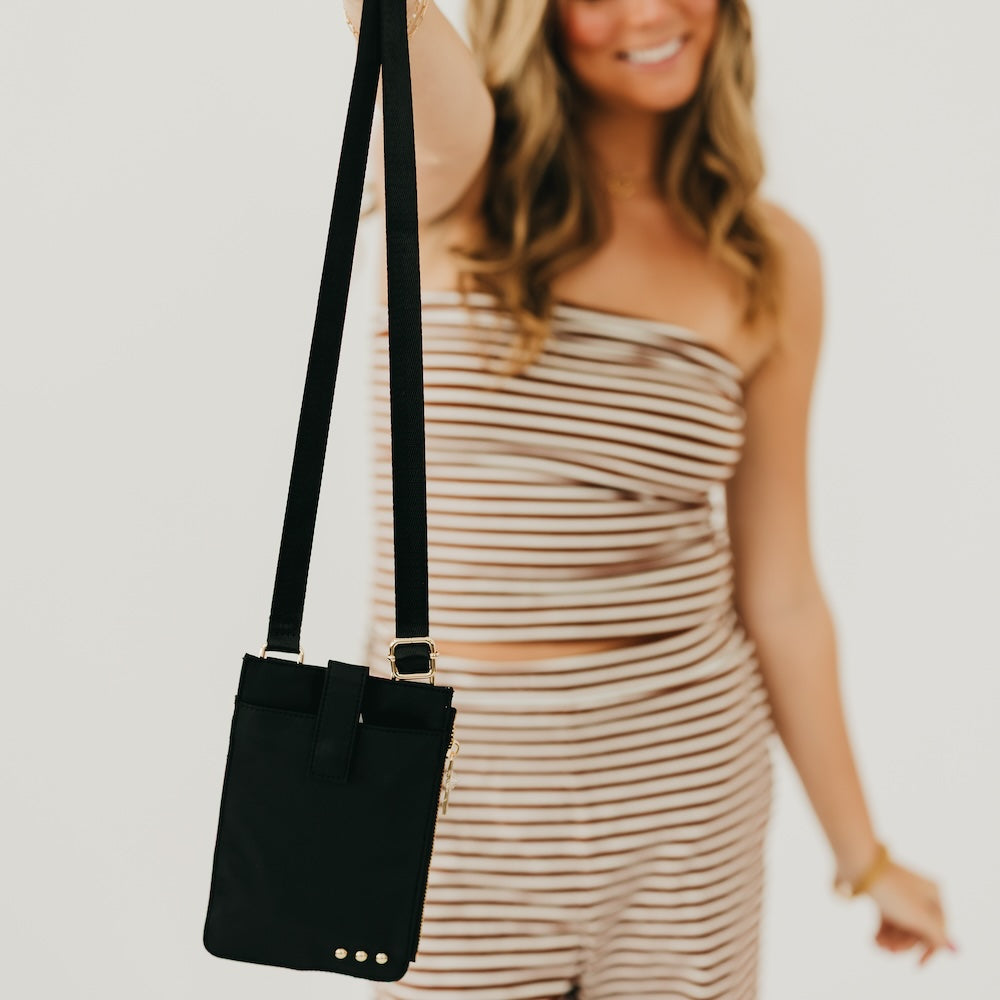 Pretty Simple Nyla Nylon Phone Bag in Olive view 4