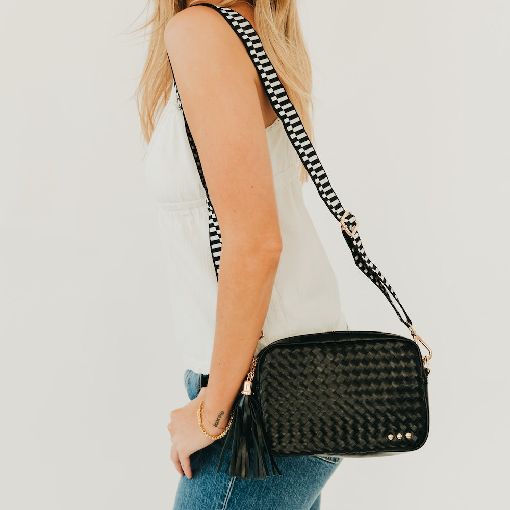 Pretty Simple Woven Willow Camera Crossbody Bag in Cream view 4 - Woven Willow Bag