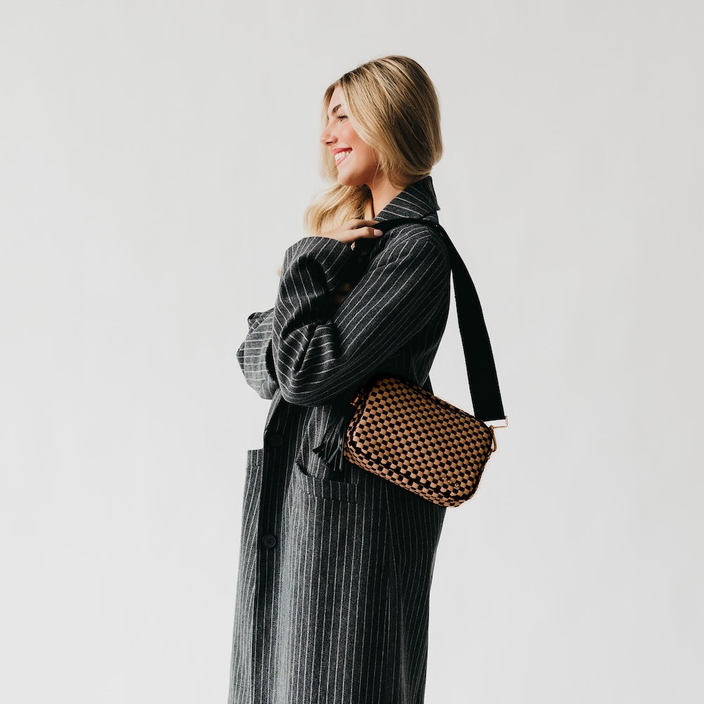 Pretty Simple Woven Willow Camera Crossbody Bag view 13 - Woven Willow Bag