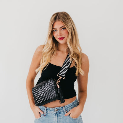 Pretty Simple Woven Willow Camera Crossbody Bag view 22 - Woven Willow Bag