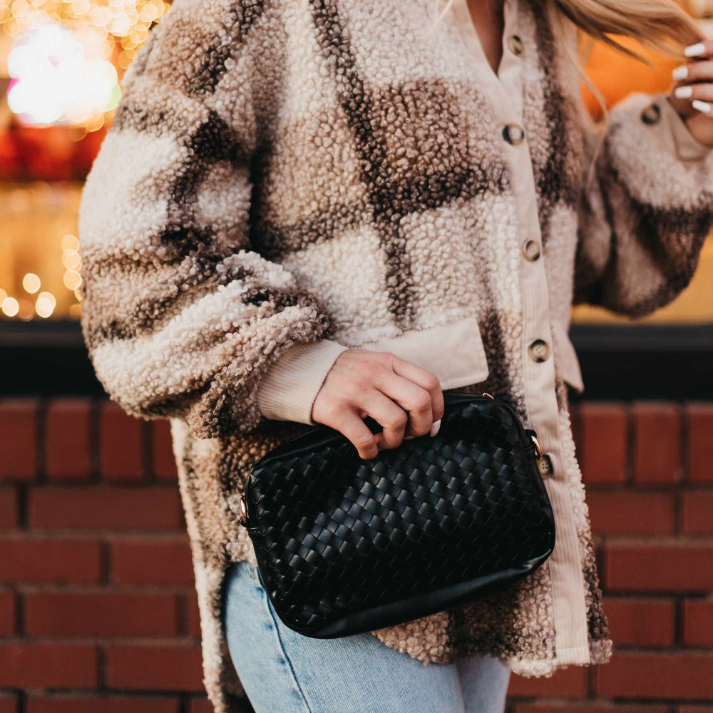 Pretty Simple Woven Willow Camera Crossbody Bag view 25 - Woven Willow Bag