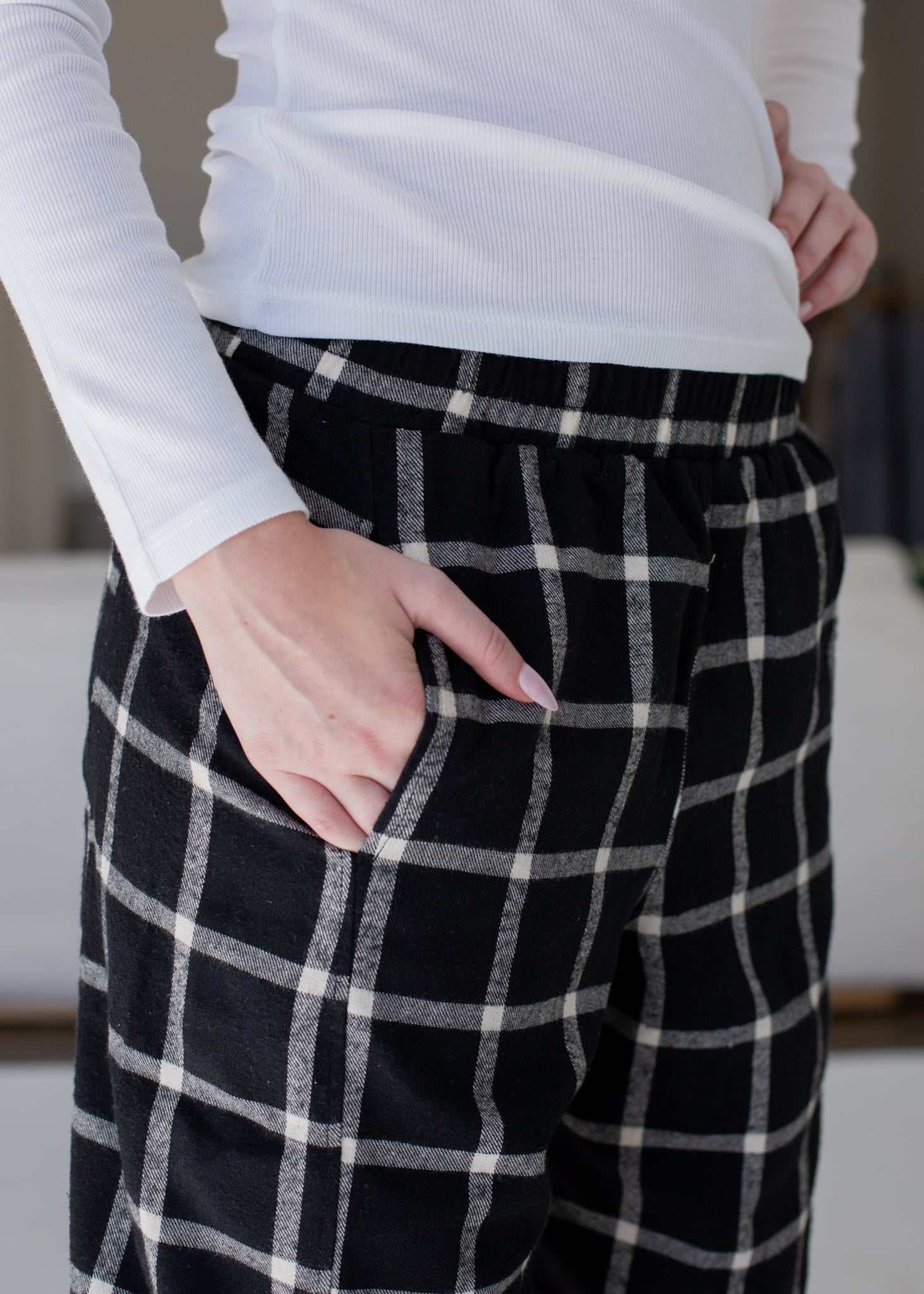 Pull-on Barrel Pant in M view 3 - Pull On Barrel Pants (bottom)