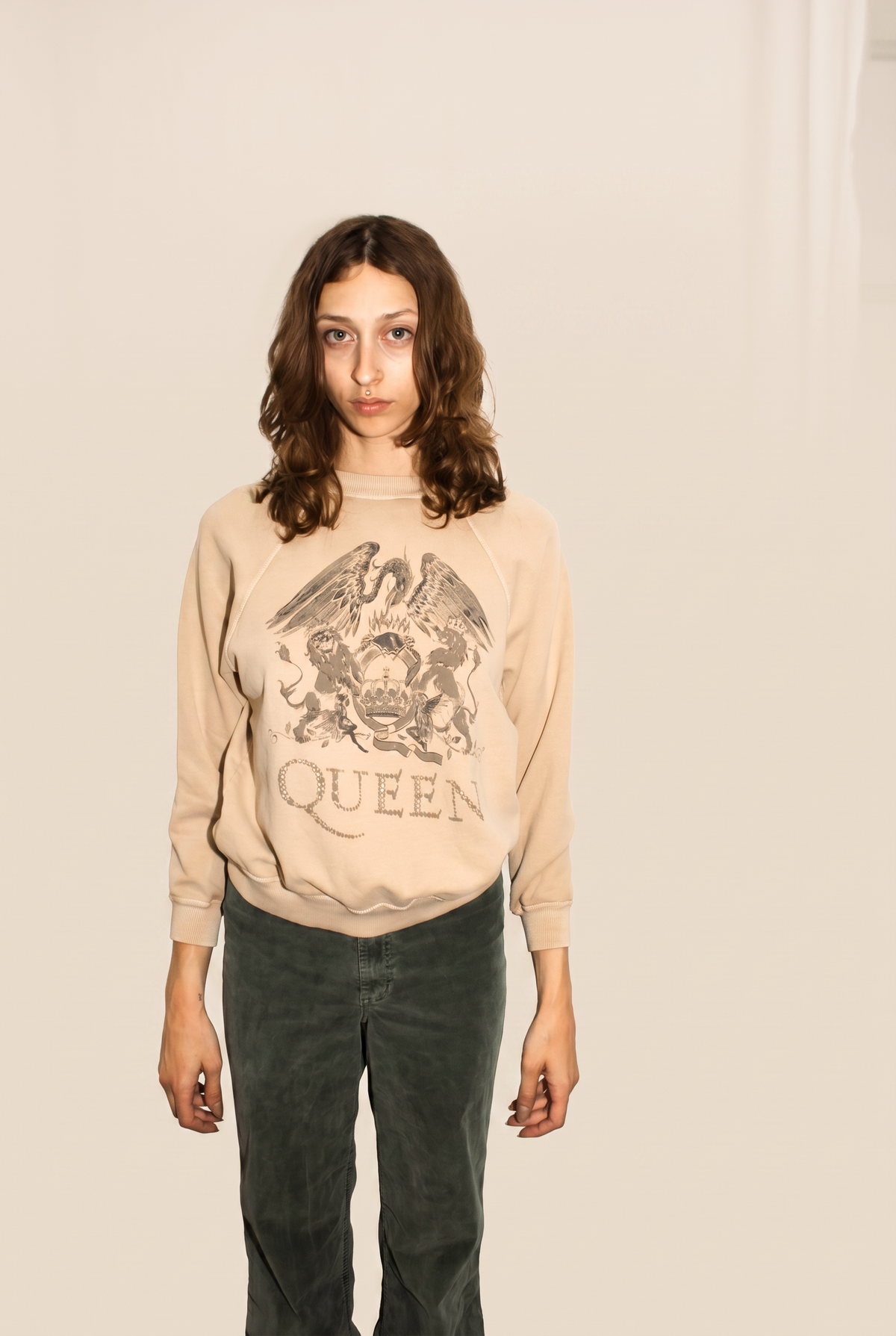 Queen Crest Pullover Top in M view 3