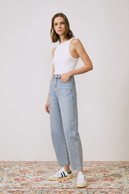 Queens of Noise High Rise Barrel Jeans Hj026 [final Sale] in Light Blue view 4 - High-Waisted - Sale Jeans (bottom)