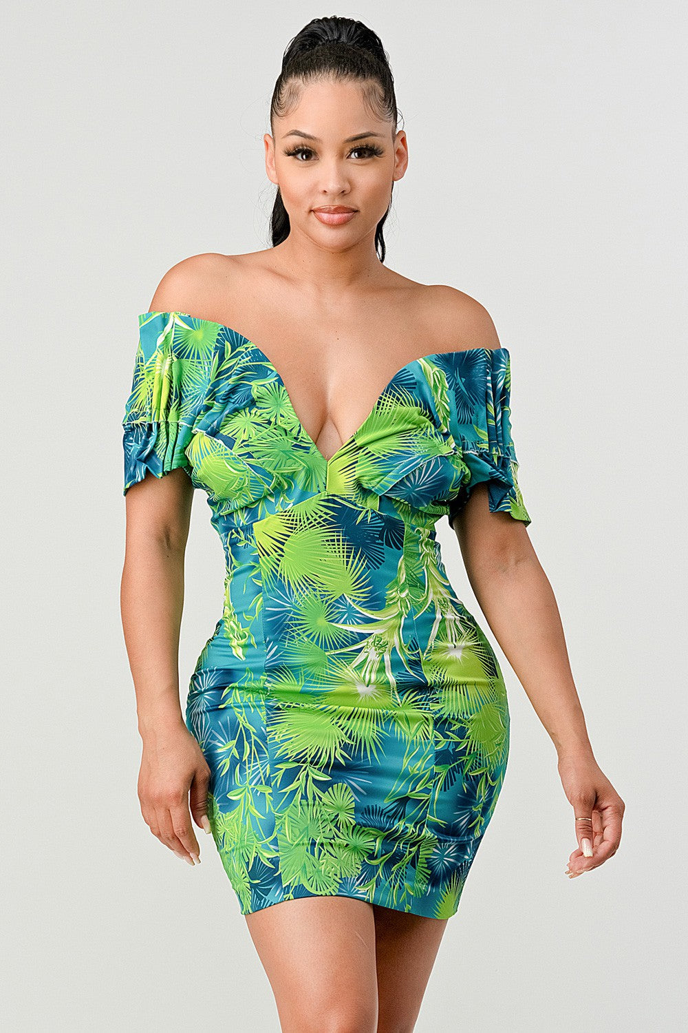 Radiant Sequin Ombre Midi Dress in M view 2 - Elyssa Radiance Sequin Dress