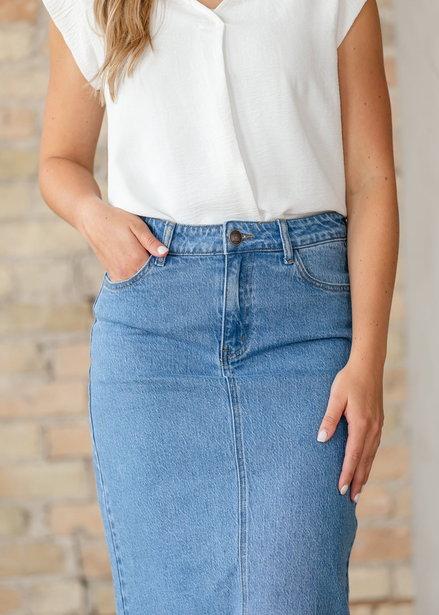 Remi Denim Classic Wash Midi Skirt view 23 - Remi Bader Denim Skirt (dress)
