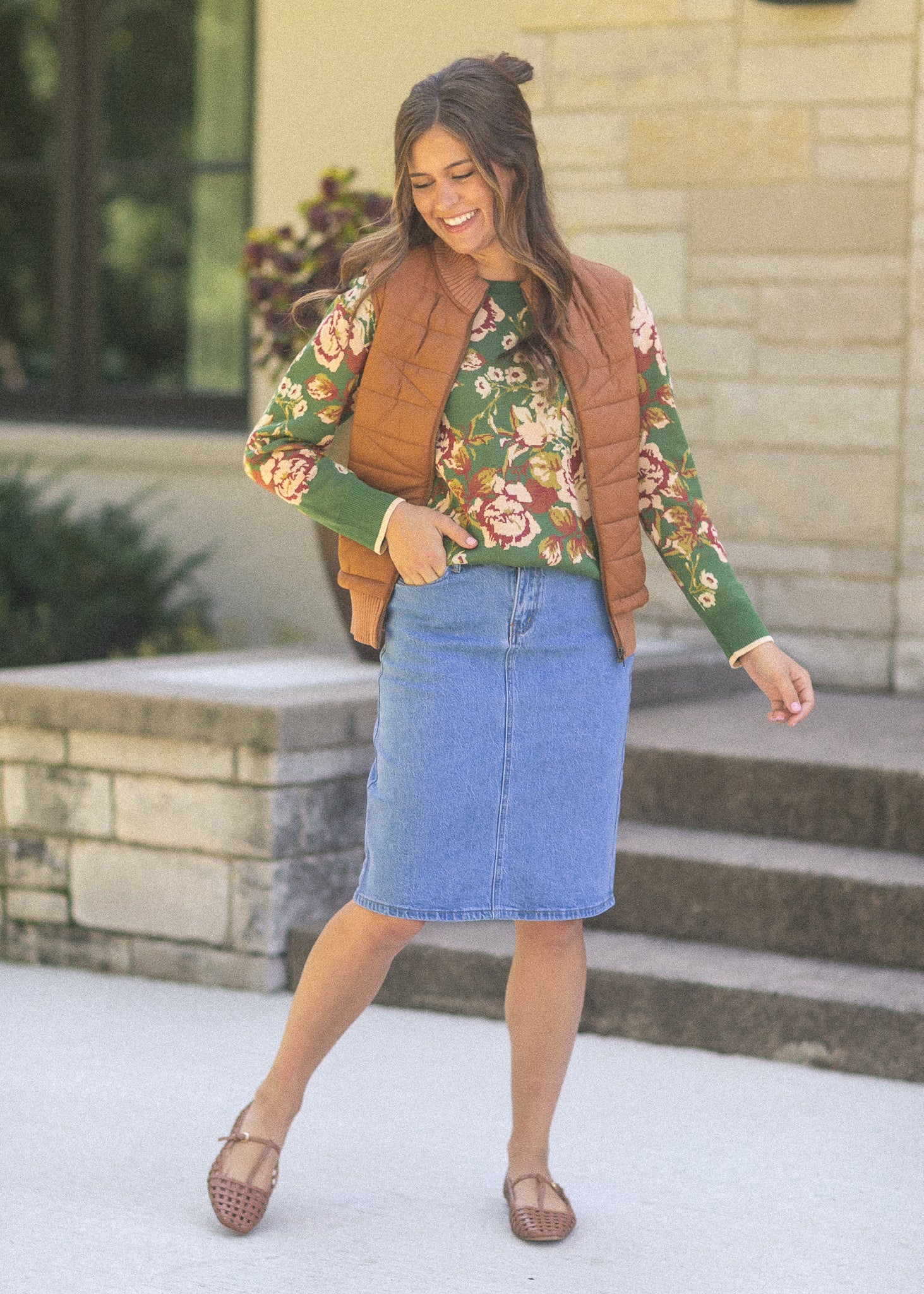 Remi Denim Classic Wash Midi Skirt view 26 - Remi Bader Denim Skirt (dress)