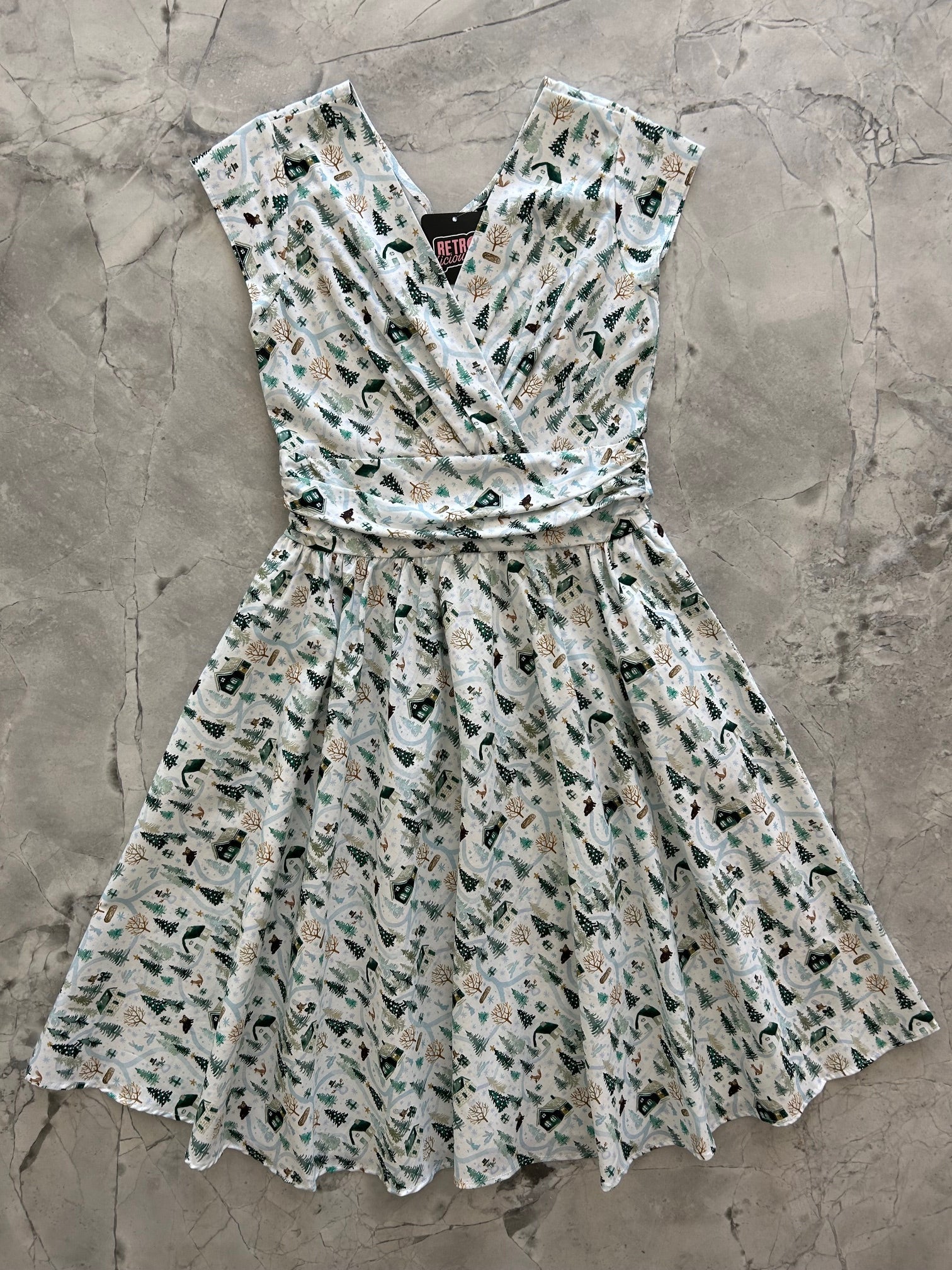 Retrolicious Animal Town Greta Dress in M view 3