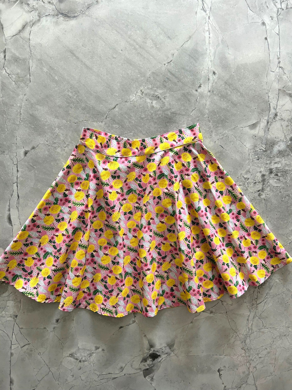Retrolicious Bees & Dandelions Skater Skirt - MeeeShop Women's Fashion