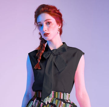 Retrolicious Black Bow Top in XS