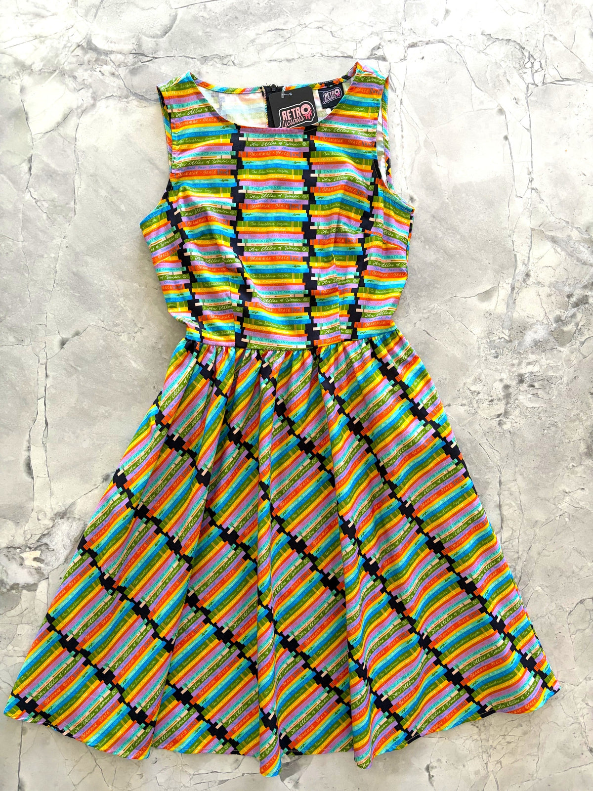 Retrolicious Book Stacks Vintage Dress in M view 3 - Book Stack Dresser
