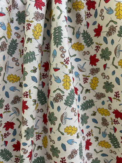 Retrolicious Elizabeth Dress in Woodlands in S view 2 - Woodlands Dress