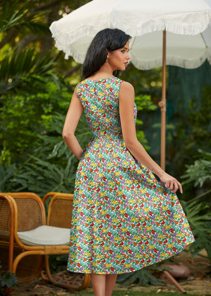 Retrolicious Farmer's Market Midi Dress in L view 4 - Farmers Market Dress To Impress