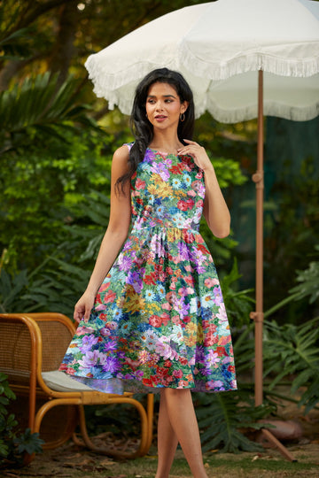 Retrolicious Floral Vintage Dress in XS - Can A Floral Dress Be Formal