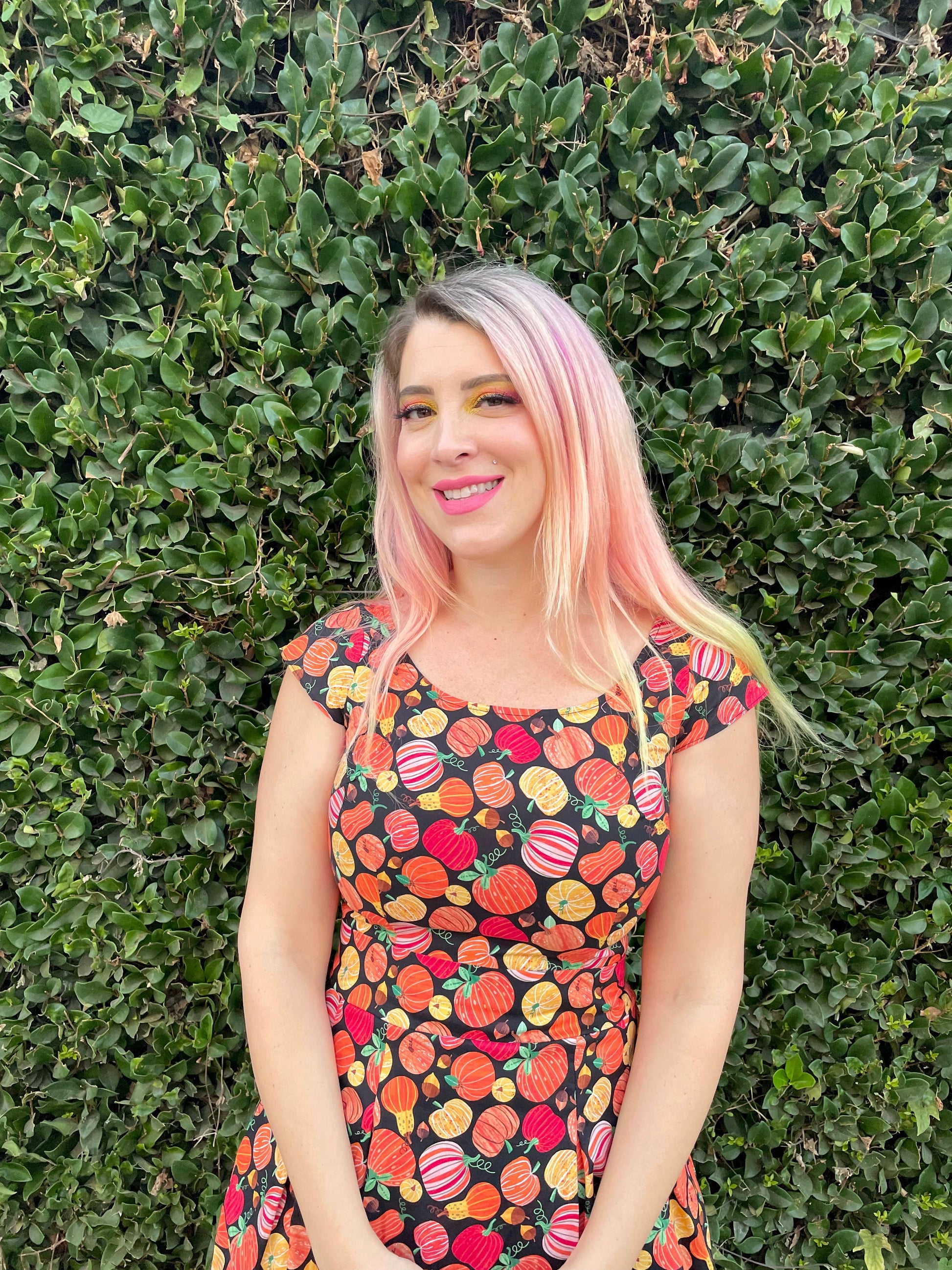Retrolicious Gourdgeous Margaret Dress in M view 3