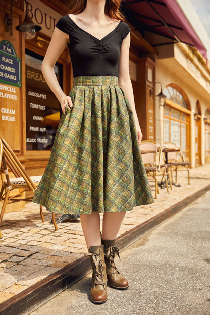 Retrolicious Green Plaid Doris Skirt in 1X view 5