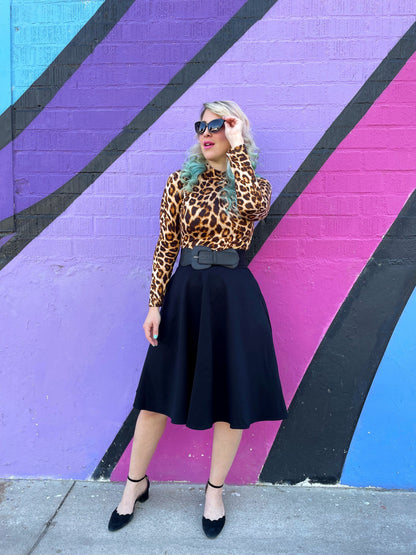 Retrolicious Leopard Mock Neck Top in M view 3