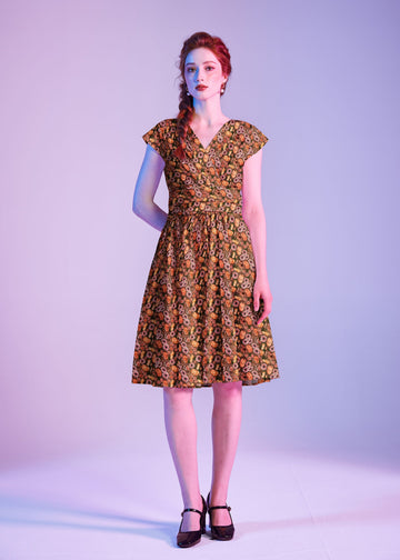 Retrolicious Pumpkins & Flowers Greta Dress in XS - Retrolicious Pumpkin Dress