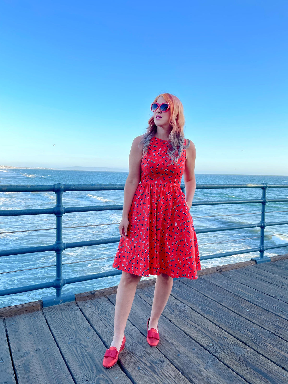 Retrolicious Sunglasses Vintage Dress in XS - Vintage Dressing Sunglasses