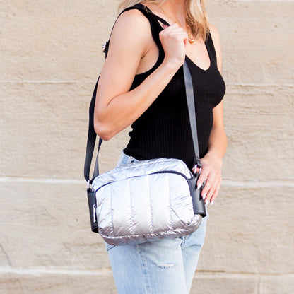 River Metallic Puffer Crossbody view 4 (bag)