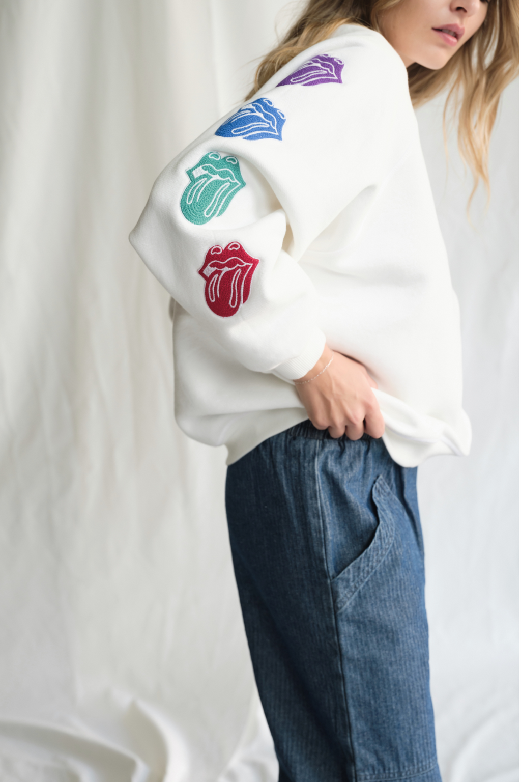 The Rolling Stones She's a Rainbow Crewneck L view 4 (piece) - rolling stones crewneck leopard, rolling - shop at us.meeeshop