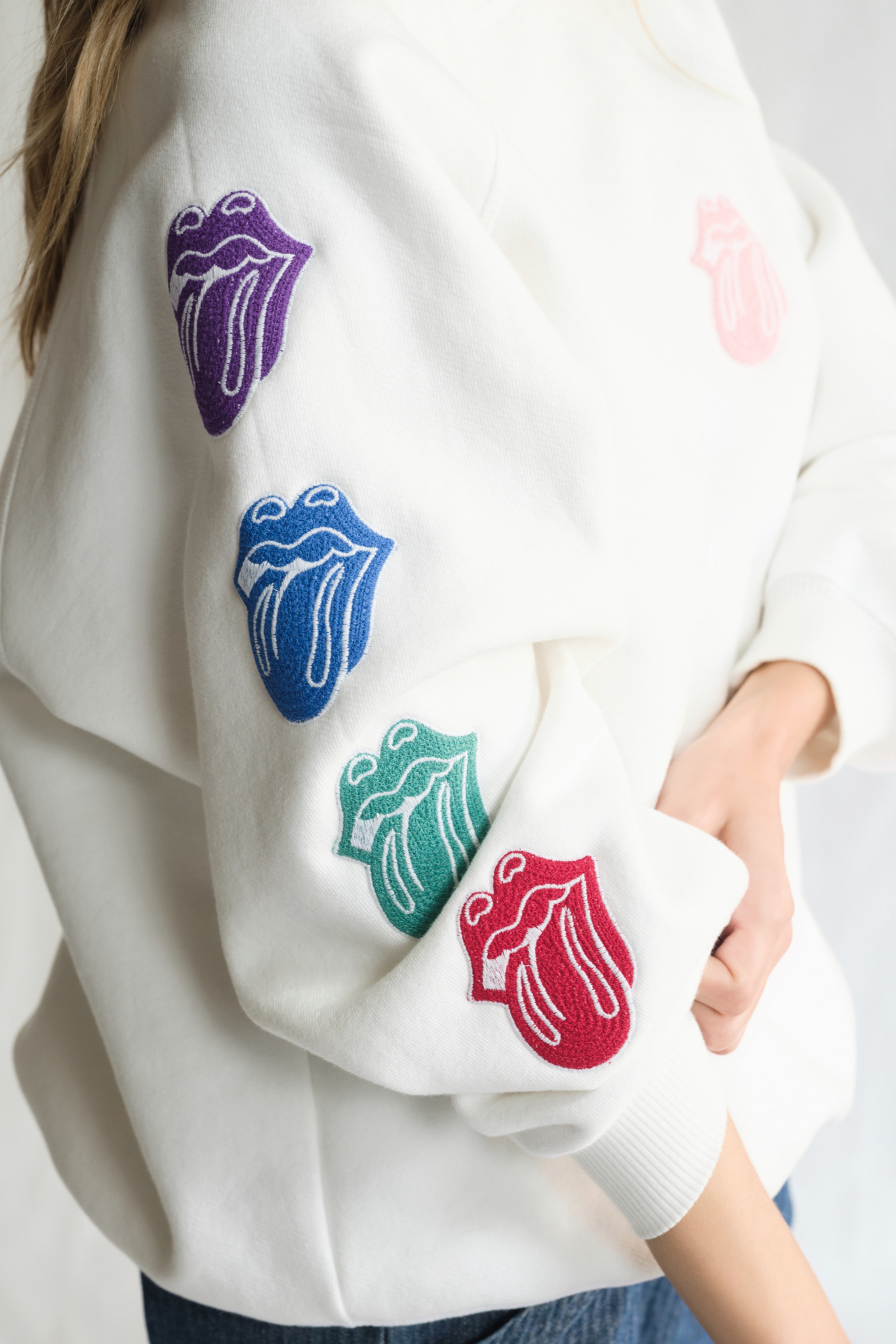 The Rolling Stones She's a Rainbow Crewneck XL view 5 (piece) - rolling stones crewneck leopard, rollin - shop at us.meeeshop