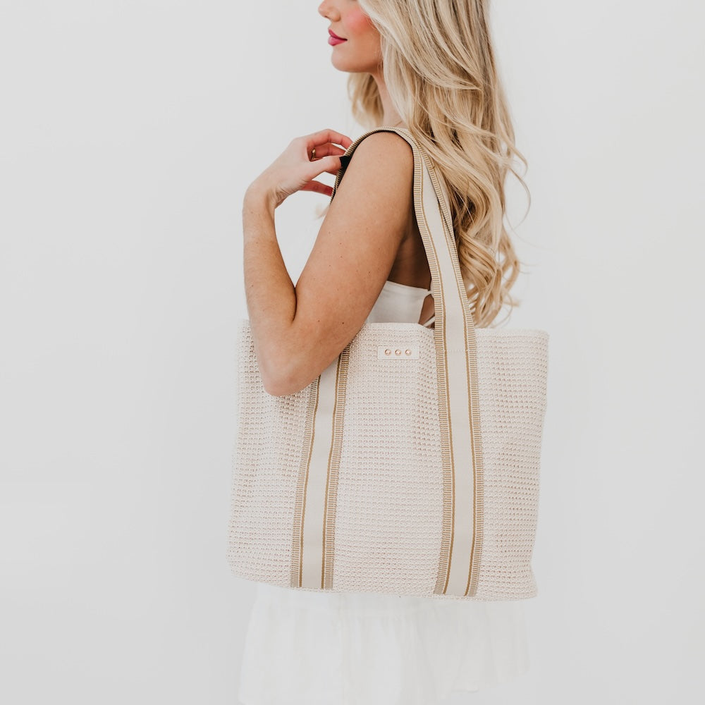 Ruby Raffia Tote Bag Black (bag) - ruby raffia bag, ruby raffia tote bag, ruby tote - shop at us.meeeshop