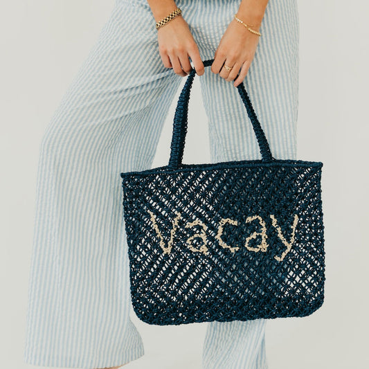 Sandbar Carryall Summer Tote in Black- Apéro - Summer Outfit Idea (bag)