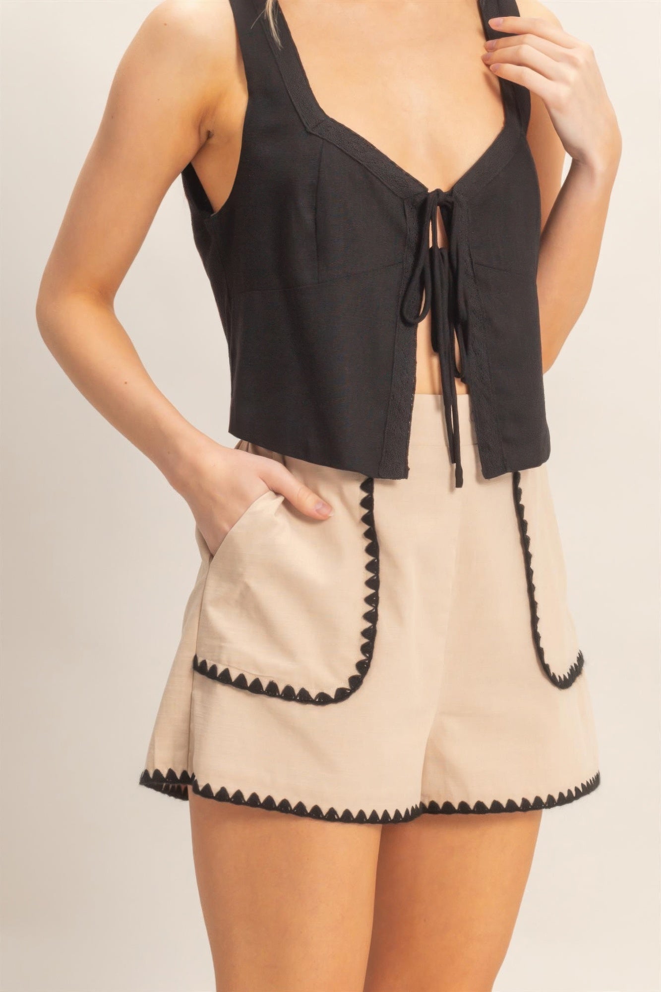 Scallop Trim High-waisted Shorts Beige view 2 (bottom) - scallop edge shorts, scallop edge shorts women - shop at us.meeeshop