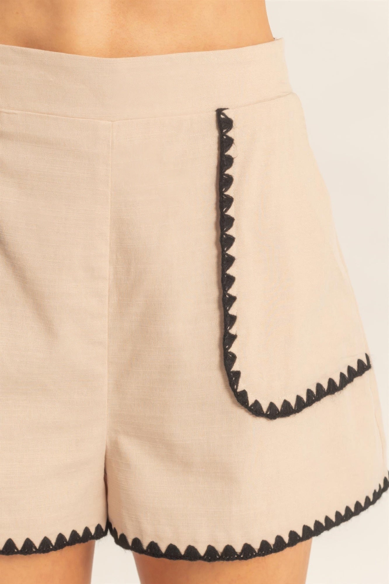 Scallop Trim High-waisted Shorts White view 5 (bottom) - scallop edge shorts, scallop edge shorts women - shop at us.meeeshop