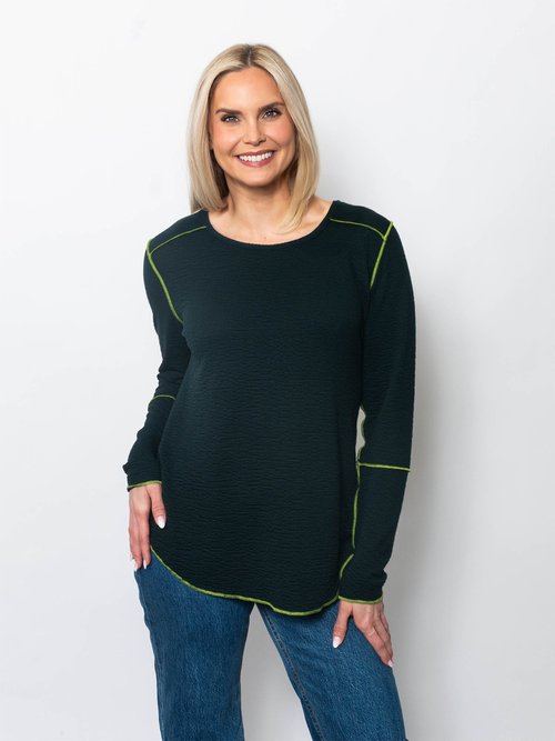 Seersucker Exposed Seams Top in Emerald/Pine