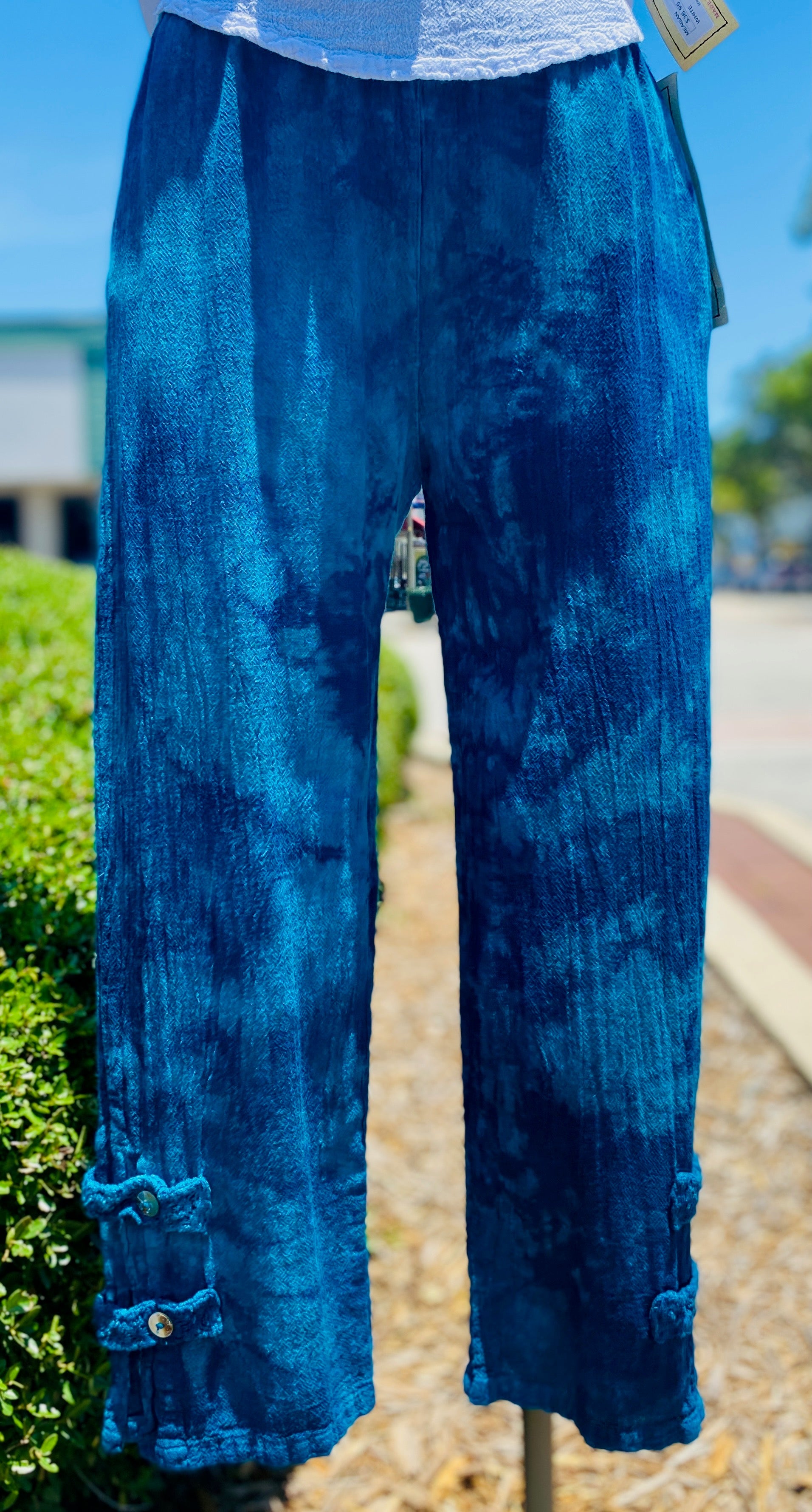 Serena Pant 100% Cotton Gauze Floods with Pockets! in Black/ Size 3 view 4 - Floods Pockets (bottom)