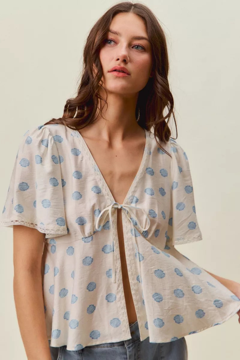 shell print tie So Me Shell Print Tie Front Flutter Sleeves Blouse Top view 7 (top) - shop at us.meeeshop