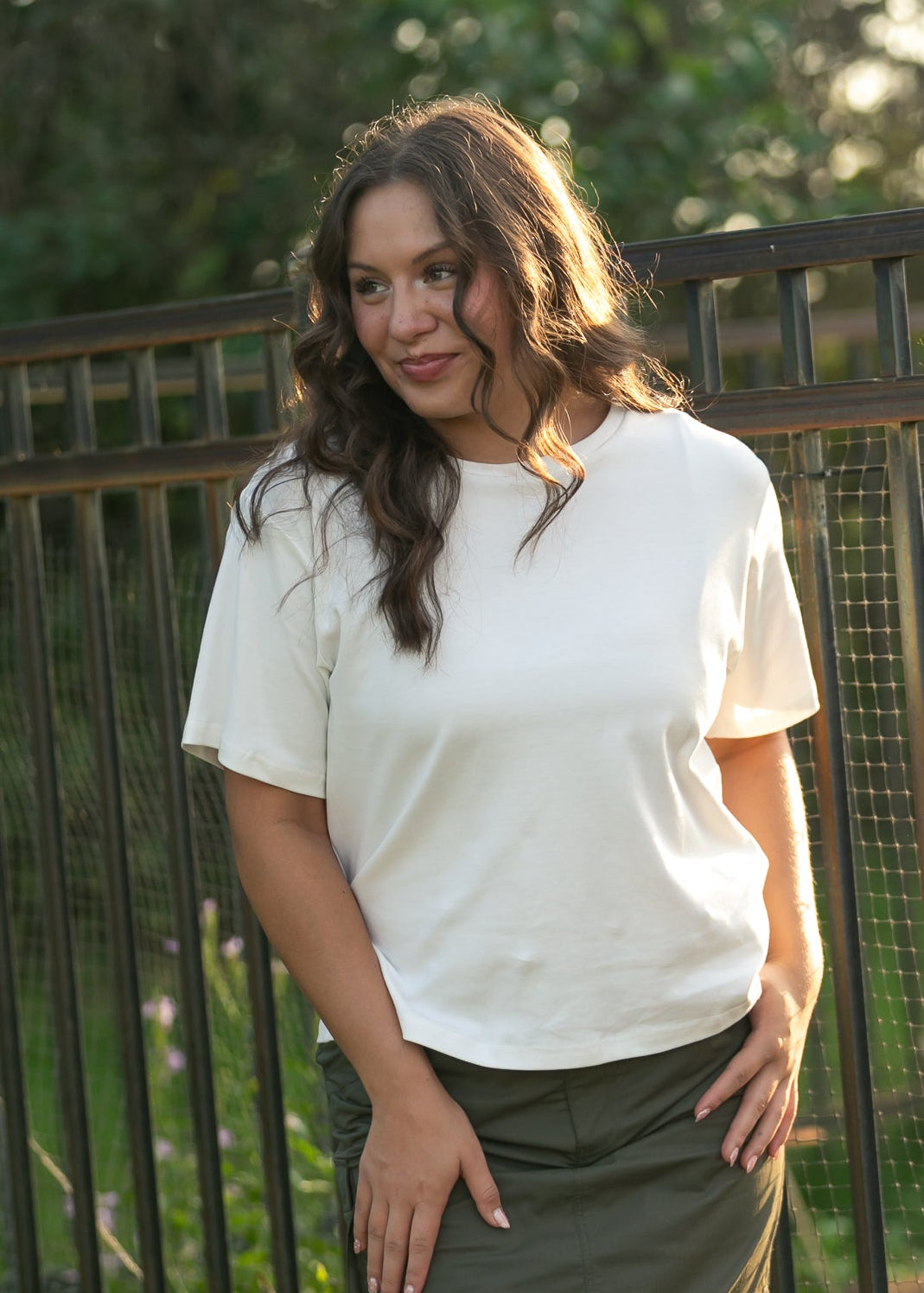 Short Sleeve Essential Relaxed T-shirt view 8 - Relaxed Fit - Essential Short Shirt (top)