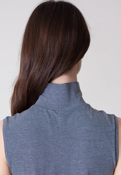 Sleeveless Turtleneck Shirt in L view 4 - Sleeveless Turtleneck Shirt Women'S (top)