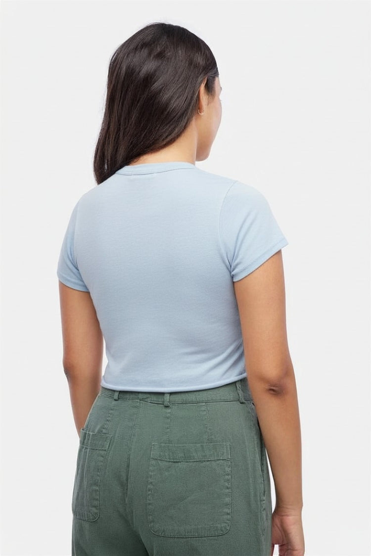 Smith Tee in M view 3 - Fall Wardrobe Essential - Smith Tee Times (top)