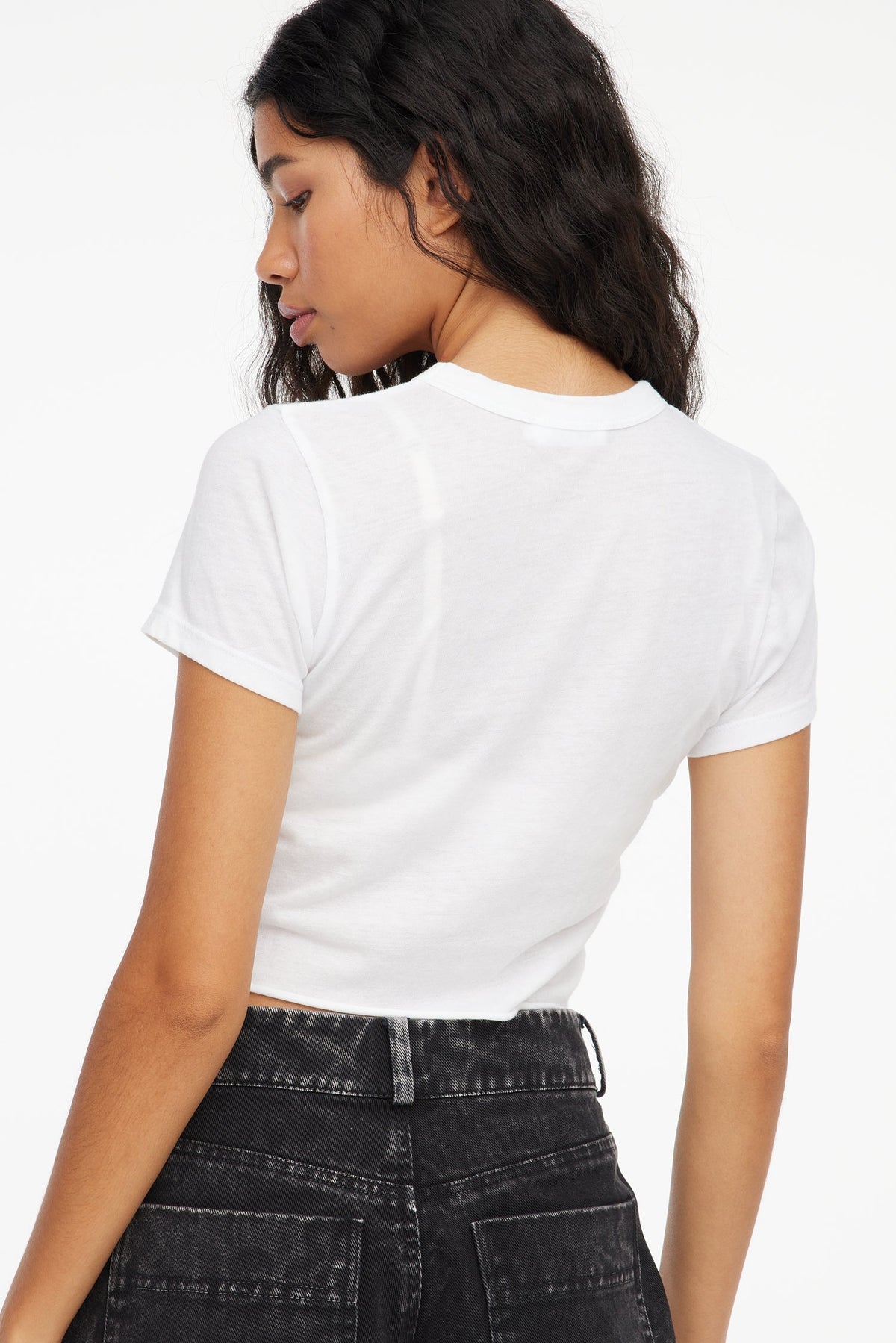 Smith Tee view 6 - Fall Wardrobe Essential - Wagner Smith T 1Dpt 90 (top)