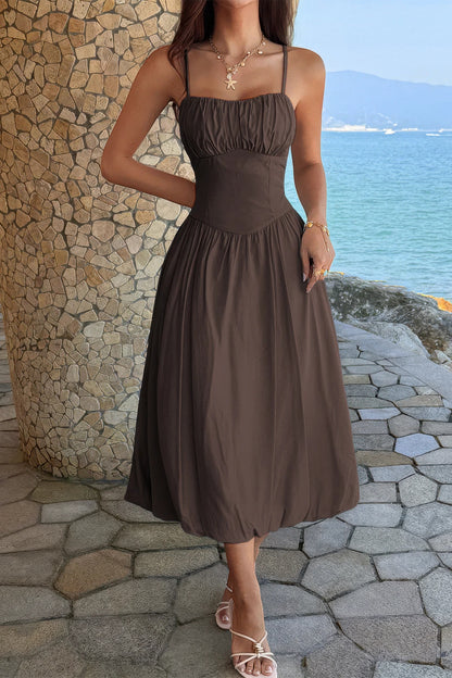 Solid Sleeveless Ruched Bust a Line Dress in Brown view 10 - Jednobojne