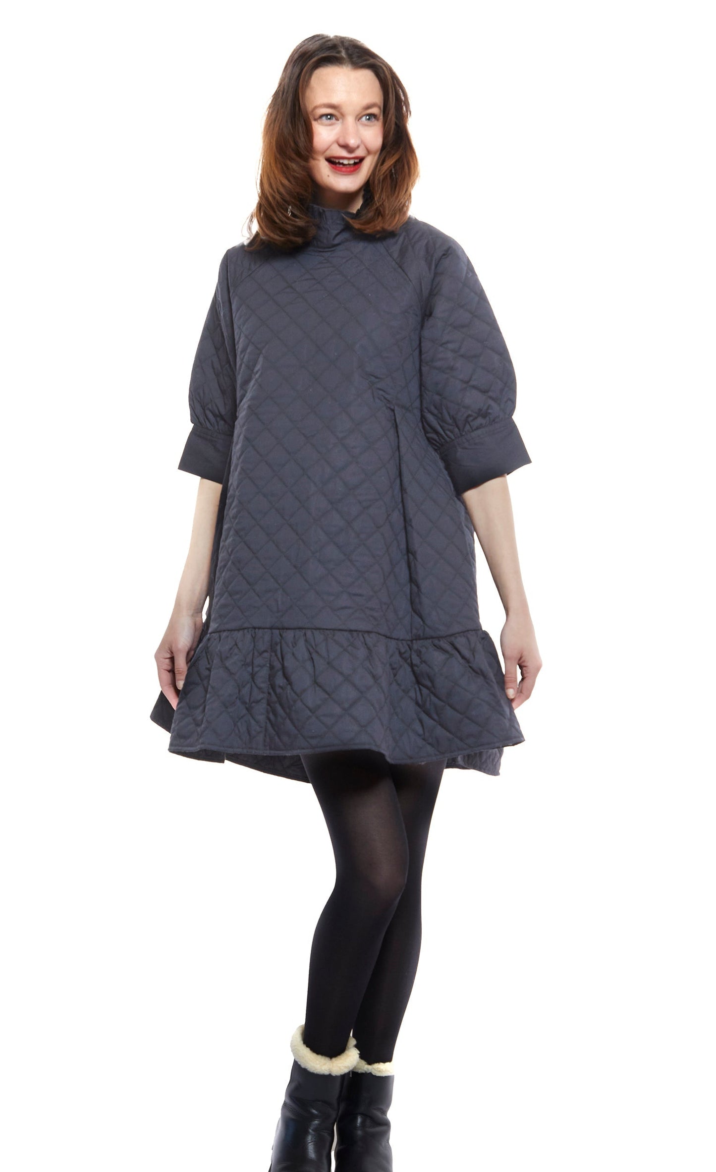 St. Tropez Softly Quilted Black Poplin Dress, Oversized Silhouette in L view 4 - Relaxed Fit - Saint Tropez Poplin Midi Dress
