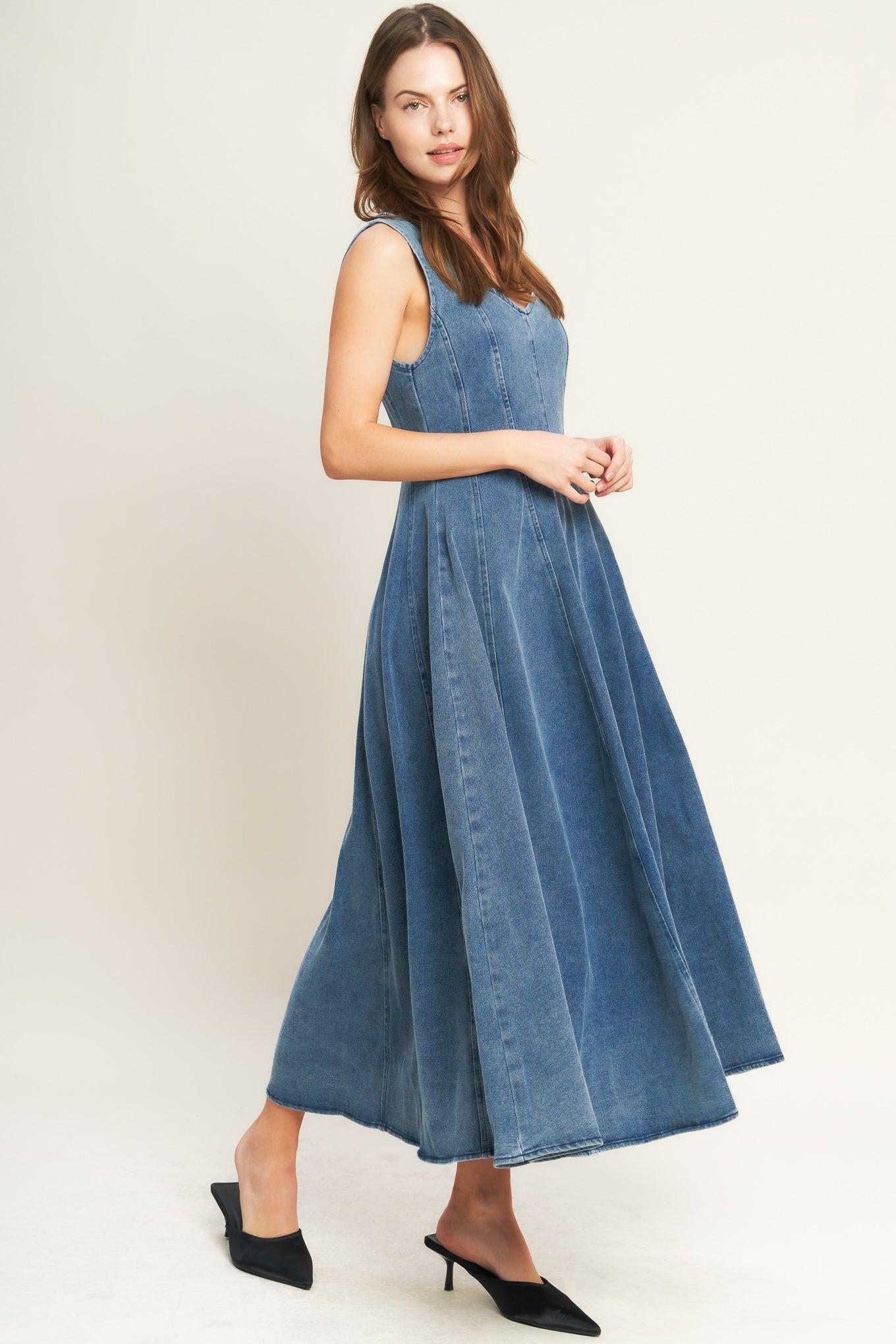 Stars Ahead Denim Midi Dress in MEDIUM INDIGO view 3