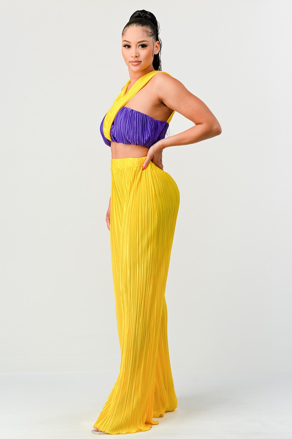 Sunset Fiesta Two-piece Set in Large view 3 - Sunset Set Festival (one-piece)